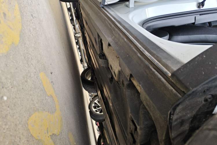 Used Volvo XC40 2020 T3 Smart & Stylish Edition Left Side Sill