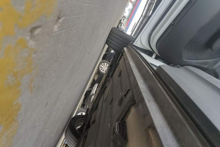 Used Volvo XC40 2020 T3 Smart & Stylish Edition Left Side Sill