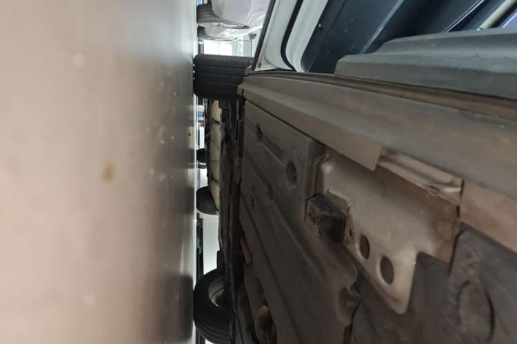 Used Volvo XC40 2020 T4 Four-Wheel Drive Smart Luxury Edition Left Side Sill