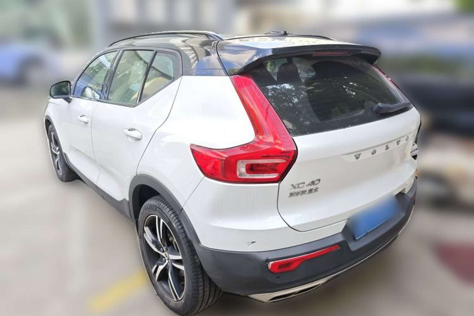 Used Volvo XC40 2020 T4 Four-Wheel Drive Smart & Sporty Edition Rear Left 45 Deg