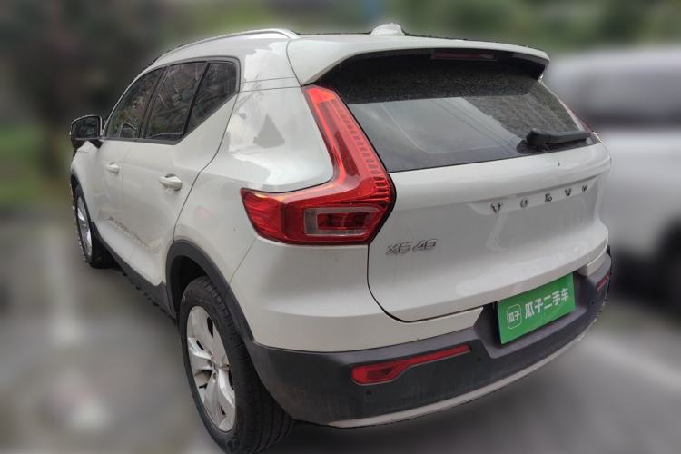 Used Volvo XC40 2020 T3 Smart & Stylish Edition Rear Left 45 Deg