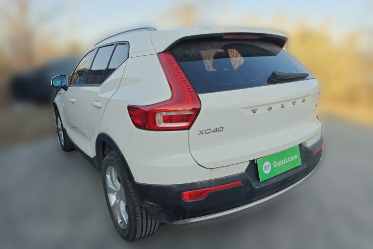 Used Volvo XC40 2020 T3 Smart & Stylish Edition Rear Left 45 Deg