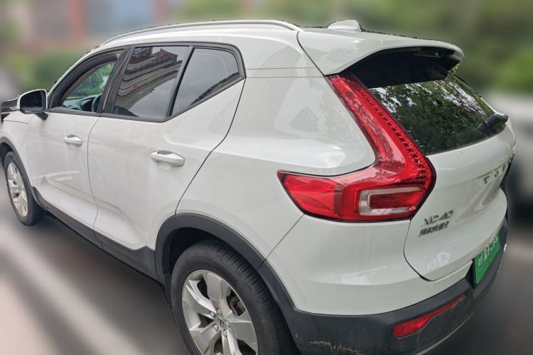Used Volvo XC40 2020 T3 Smart & Stylish Edition Rear Left 45 Deg