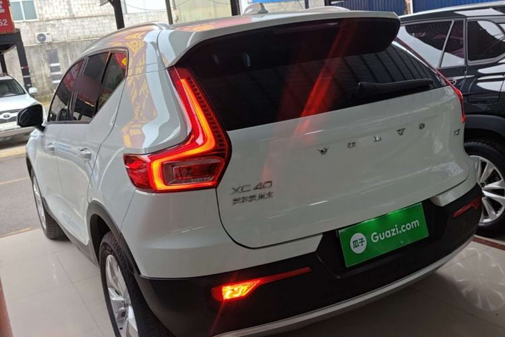 Used Volvo XC40 2020 T3 Smart & Stylish Edition Rear Left 45 Deg