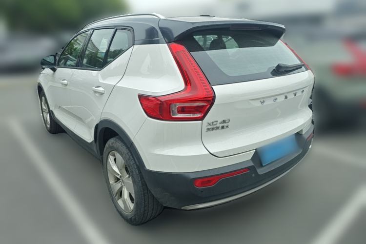 Used Volvo XC40 2020 T3 Smart & Stylish Edition Rear Left 45 Deg