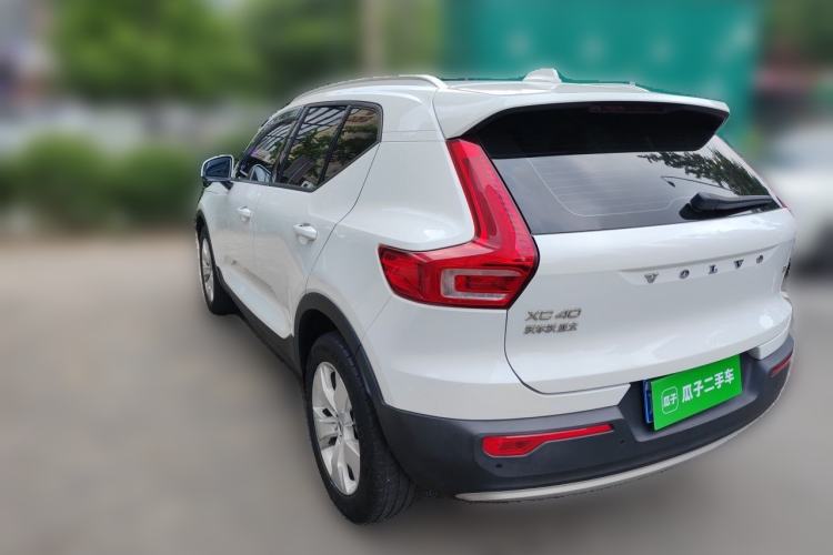 Used Volvo XC40 2020 T3 Smart & Stylish Edition Rear Left 45 Deg
