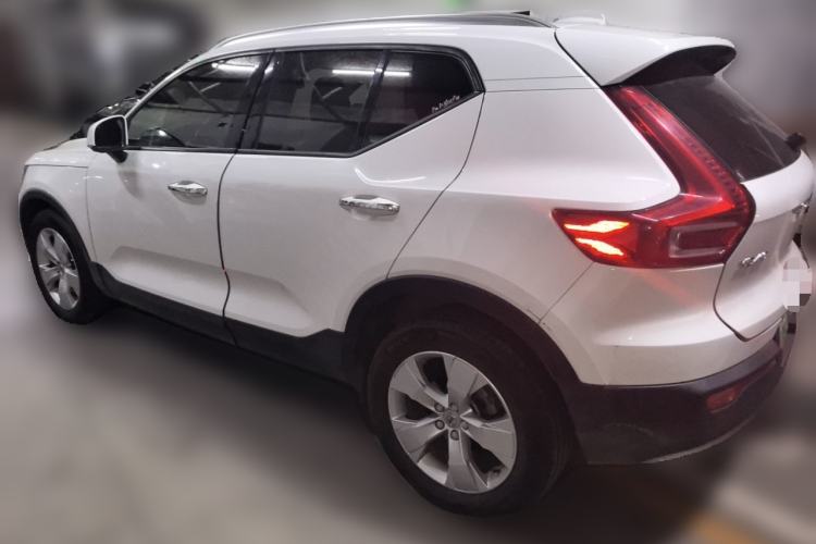 Used Volvo XC40 2020 T3 Smart & Stylish Edition Rear Left 45 Deg
