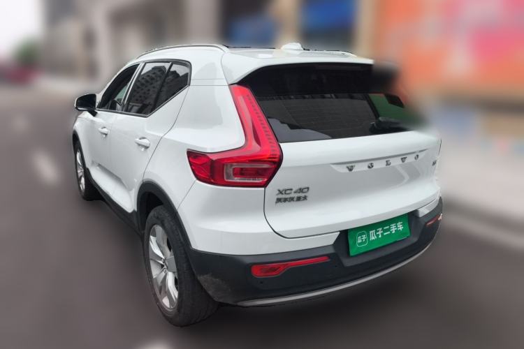 Used Volvo XC40 2020 T3 Smart & Stylish Edition Rear Left 45 Deg