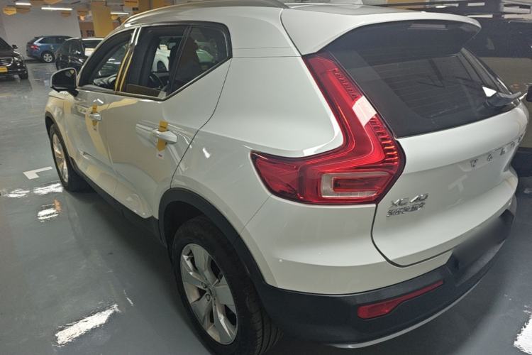 Used Volvo XC40 2020 T3 Smart & Stylish Edition Rear Left 45 Deg