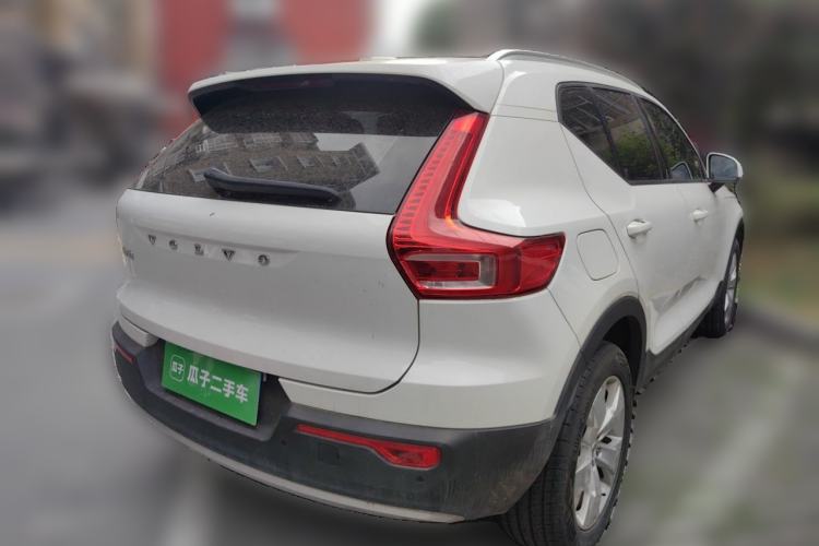 Used Volvo XC40 2020 T3 Smart & Stylish Edition Rear Right 45 Deg