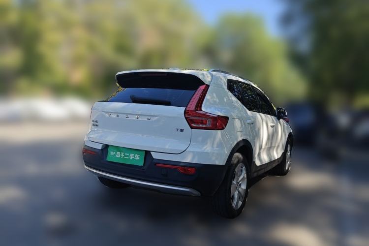Used Volvo XC40 2020 T3 Smart & Stylish Edition Rear Right 45 Deg