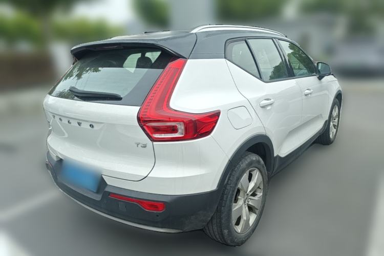 Used Volvo XC40 2020 T3 Smart & Stylish Edition Rear Right 45 Deg