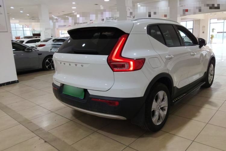 Used Volvo XC40 2020 T3 Smart & Stylish Edition Rear Right 45 Deg