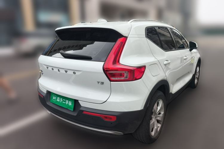 Used Volvo XC40 2020 T3 Smart & Stylish Edition Rear Right 45 Deg