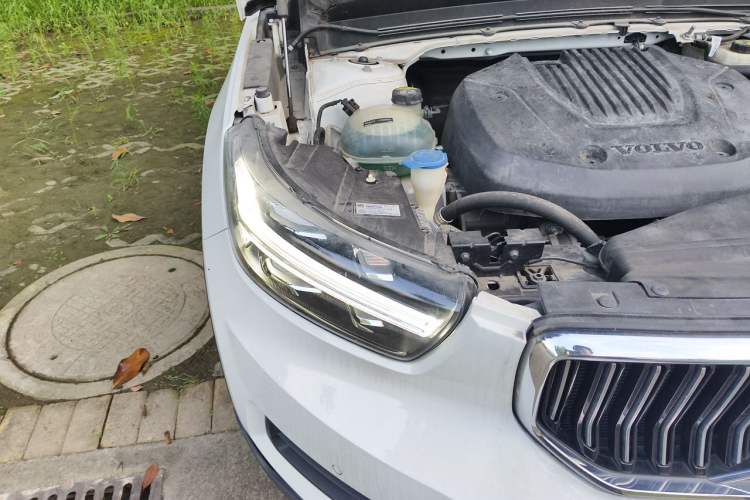 Used Volvo XC40 2020 T3 Smart & Stylish Edition Right Front Headlight