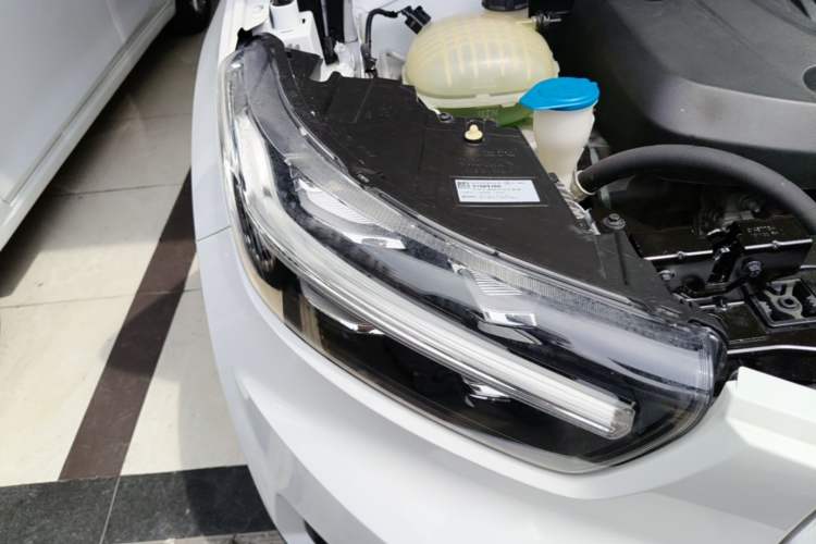Used Volvo XC40 2020 T3 Smart & Stylish Edition Right Front Headlight