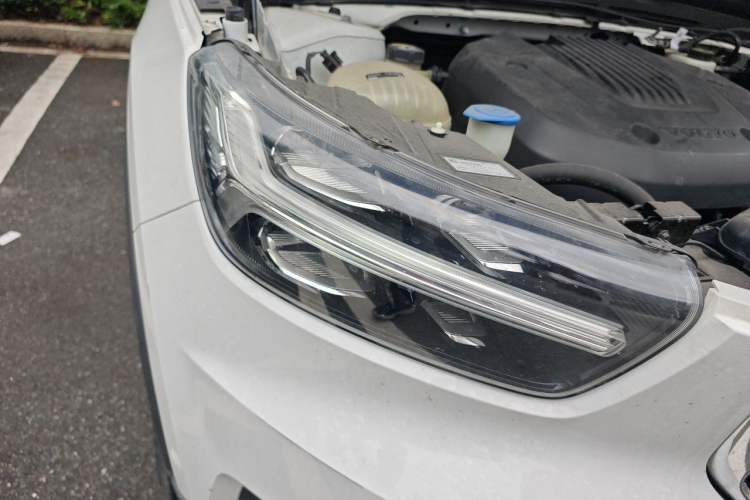 Used Volvo XC40 2020 T3 Smart & Stylish Edition Right Front Headlight