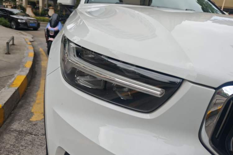 Used Volvo XC40 2020 T3 Smart & Stylish Edition Right Front Headlight