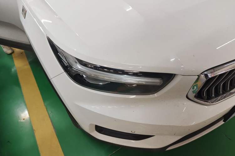 Used Volvo XC40 2020 T3 Smart & Stylish Edition Right Front Headlight