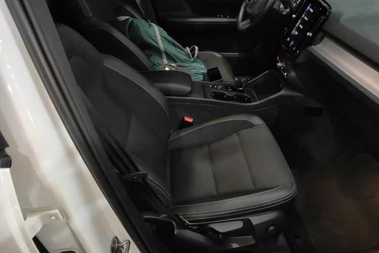 Used Volvo XC40 2020 T3 Smart & Stylish Edition Right Front Seat