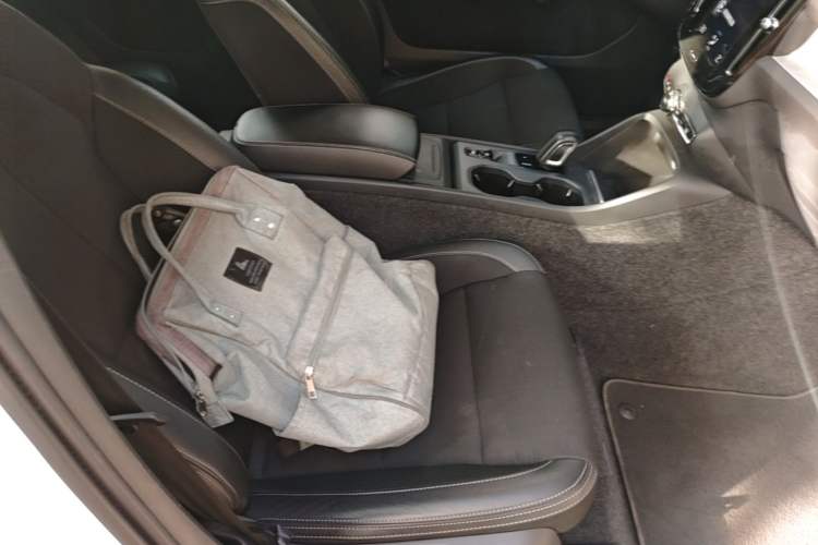 Used Volvo XC40 2020 T3 Smart & Stylish Edition Right Front Seat