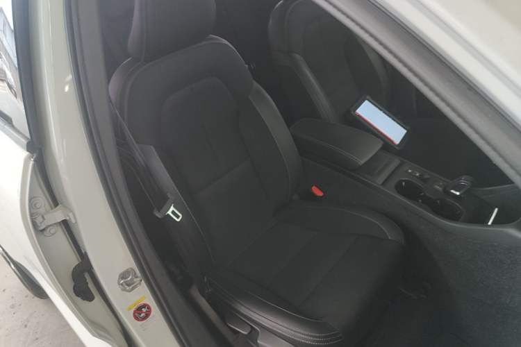 Used Volvo XC40 2020 T3 Smart & Stylish Edition Right Front Seat