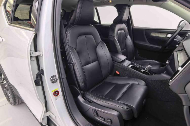 Used Volvo XC40 2020 T4 4x4 Zhiya Luxury Edition Right Front Seat