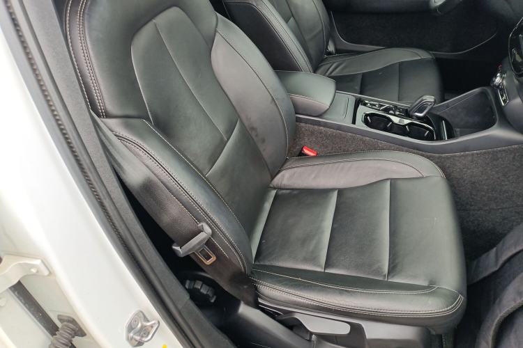 Used Volvo XC40 2020 T3 Zhiyuan Luxury Edition Right Front Seat