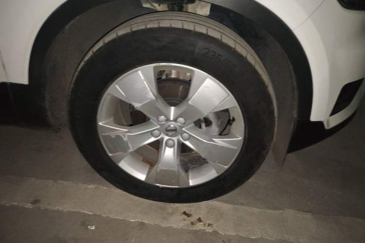 Used Volvo XC40 2020 T3 Smart & Stylish Edition Right Front Wheel Hub