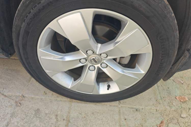 Used Volvo XC40 2020 T3 Smart & Stylish Edition Right Front Wheel Hub