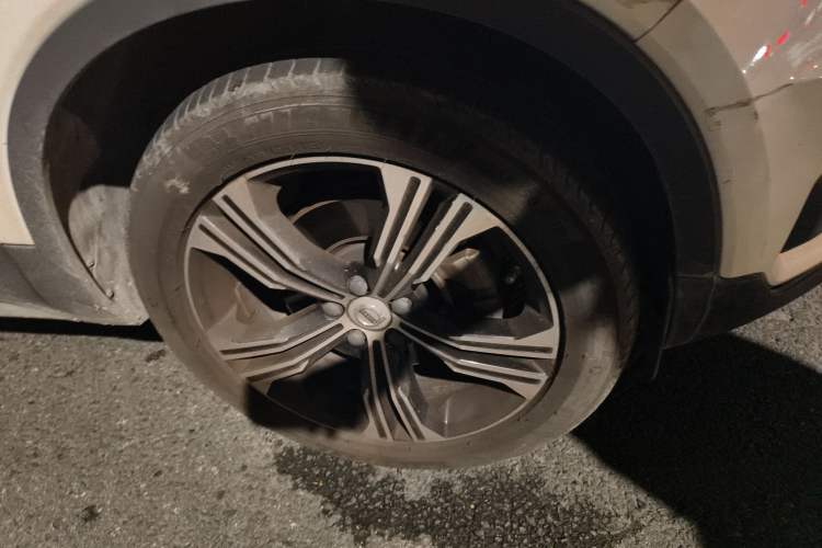 Used Volvo XC40 2020 T4 Four-Wheel Drive Smart Luxury Edition Right Front Wheel Hub