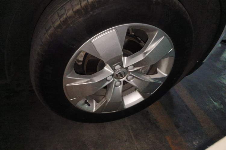 Used Volvo XC40 2020 T3 Smart & Stylish Edition Right Front Wheel Hub