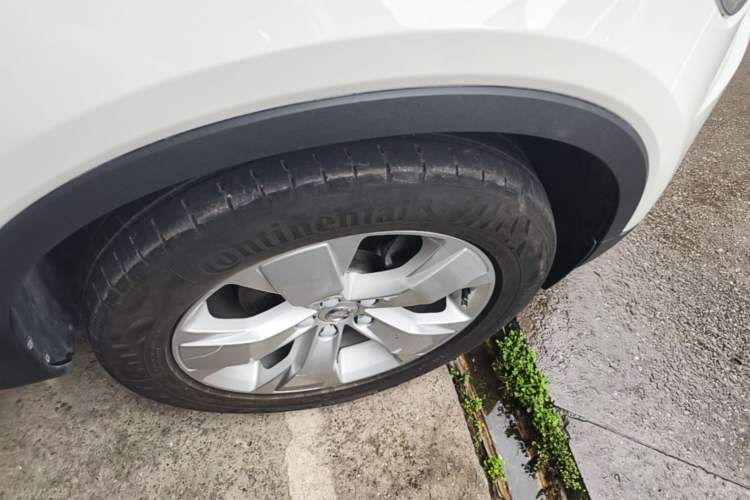 Used Volvo XC40 2020 T3 Smart & Stylish Edition Right Front Wheel Hub