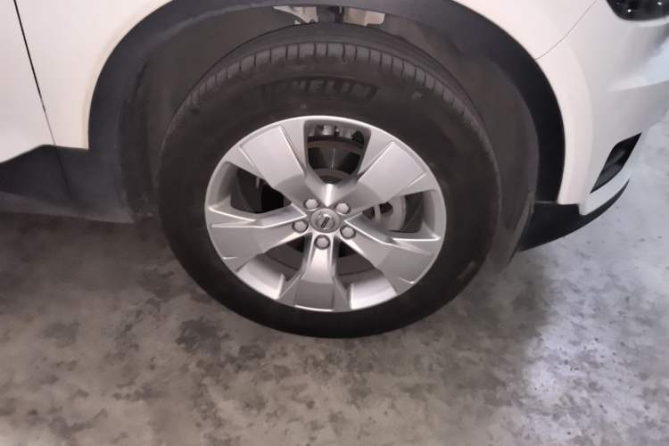 Used Volvo XC40 2020 T3 Smart & Stylish Edition Right Front Wheel Hub