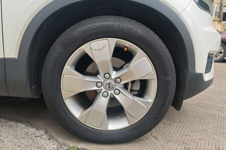 Used Volvo XC40 2020 T3 Smart & Stylish Edition Right Front Wheel Hub