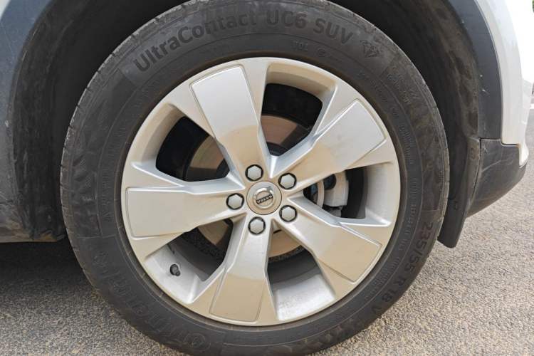 Used Volvo XC40 2020 T3 Smart & Stylish Edition Right Front Wheel Hub