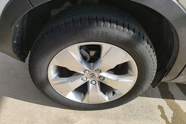 Used Volvo XC40 2020 T3 Smart & Stylish Edition Right Rear Wheel Hub