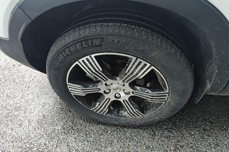 Used Volvo XC40 2020 T3 Zhiyuan Luxury Edition Right Rear Wheel Hub