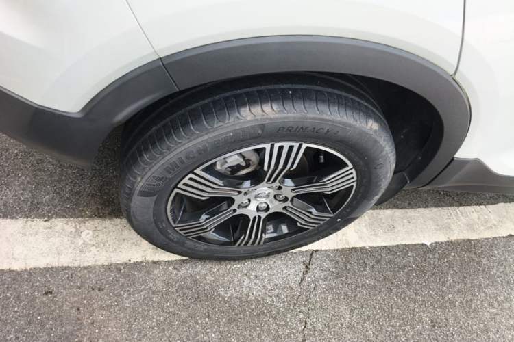 Used Volvo XC40 2020 T3 Zhiyuan Luxury Edition Right Rear Wheel Hub