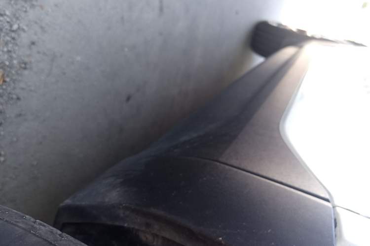 Used Volvo XC40 2020 T4 Four-Wheel Drive Smart & Sporty Edition Right Side Sill