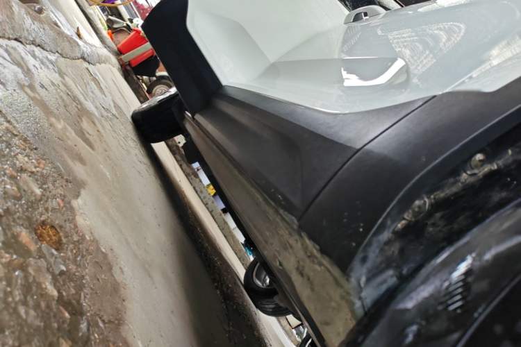 Used Volvo XC40 2020 T3 Smart & Stylish Edition Right Side Sill