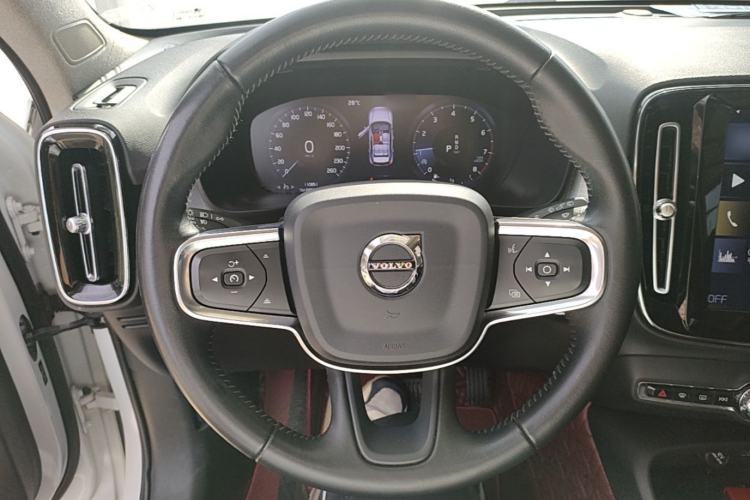 Used Volvo XC40 2020 T3 Smart & Stylish Edition Steering Wheel