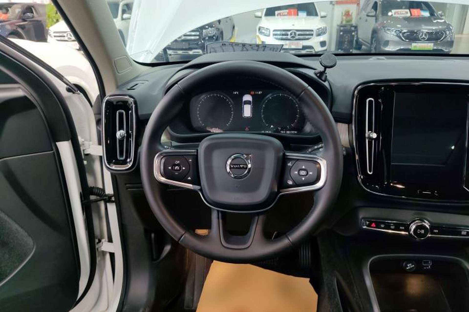 Used Volvo XC40 2020 T4 Four-Wheel Drive Smart Luxury Edition Steering Wheel