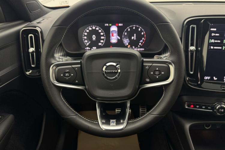 Used Volvo XC40 2020 T4 Four-Wheel Drive Smart & Sporty Edition Steering Wheel
