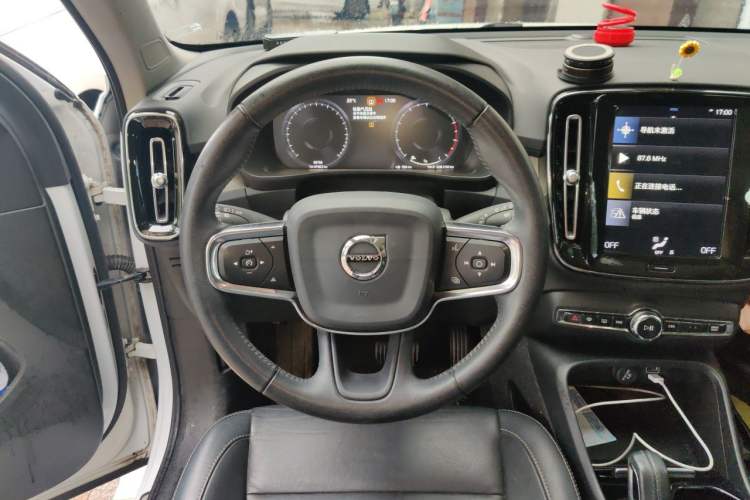 Used Volvo XC40 2020 T3 Zhiyuan Luxury Edition Steering Wheel