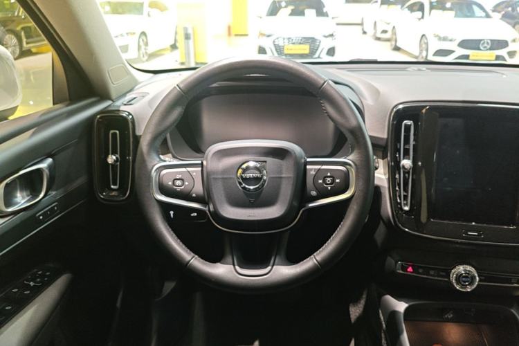 Used Volvo XC40 2020 T3 Zhiyuan Luxury Edition Steering Wheel