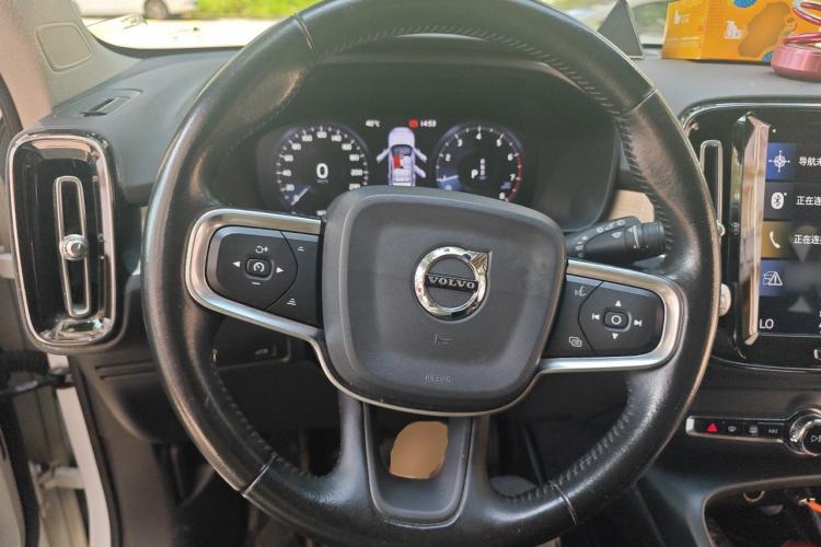 Used Volvo XC40 2020 T3 Smart & Stylish Edition Steering Wheel