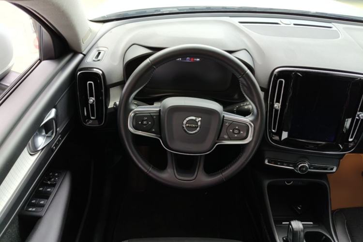 Used Volvo XC40 2020 T3 Smart & Stylish Edition Steering Wheel