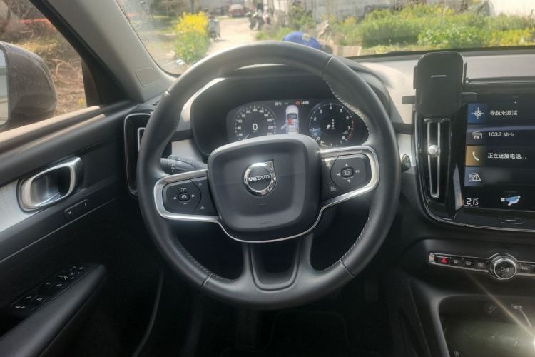 Used Volvo XC40 2020 T3 Smart & Stylish Edition Steering Wheel