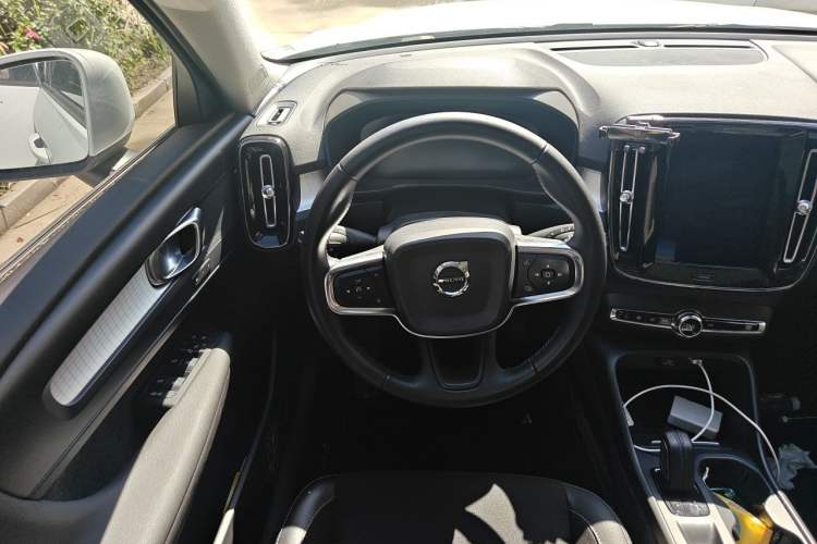 Used Volvo XC40 2020 T3 Smart & Stylish Edition Steering Wheel
